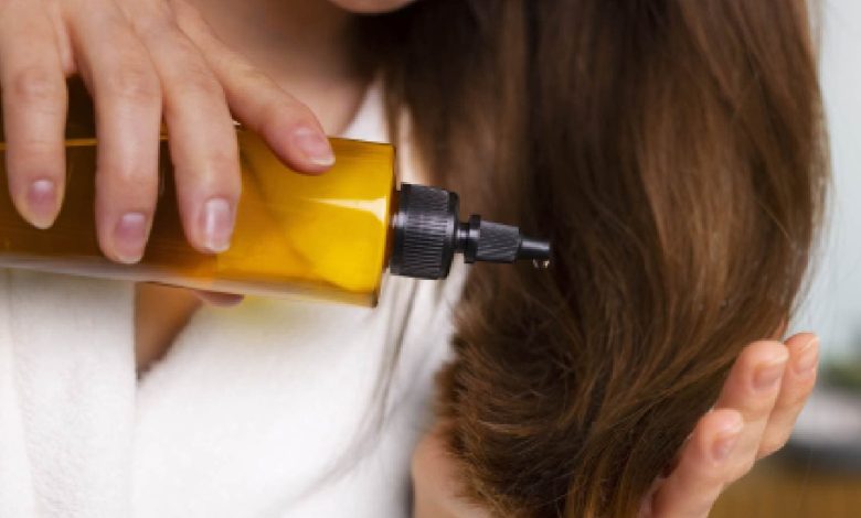 Castor oil for hair: Is it the best oil for hair growth?