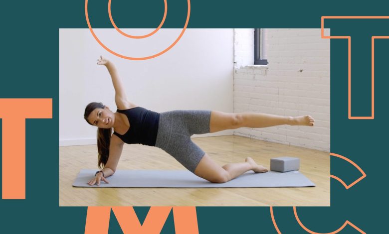 This 22-Minute Core Barre Workout Will Help You Achieve Perfect Plank Form Once and for All