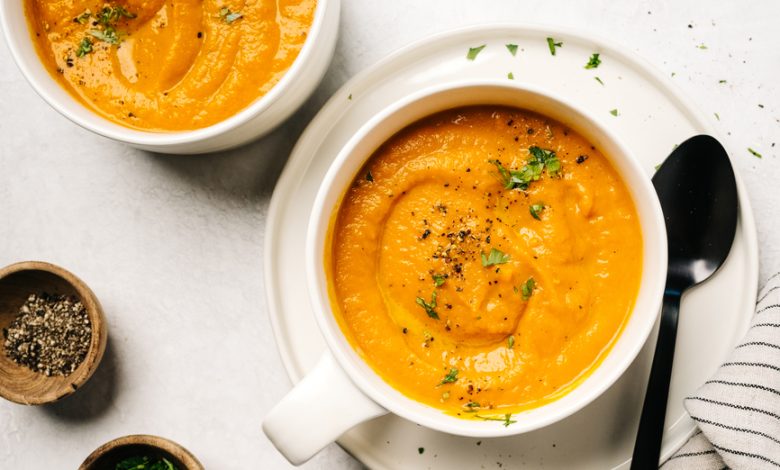 This Inflammation-Fighting Roasted Carrot Soup Recipe Is As Cozy as It Gets