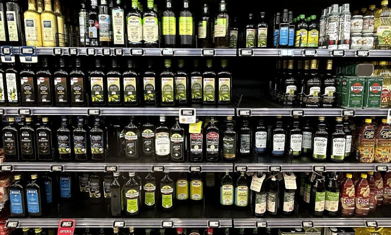 How the US election threatens Spain’s olive oil market