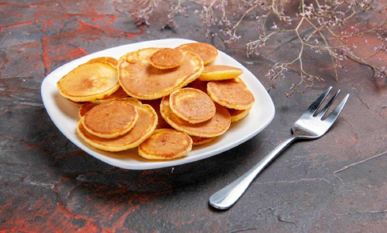 A plate of jaggery pancakes