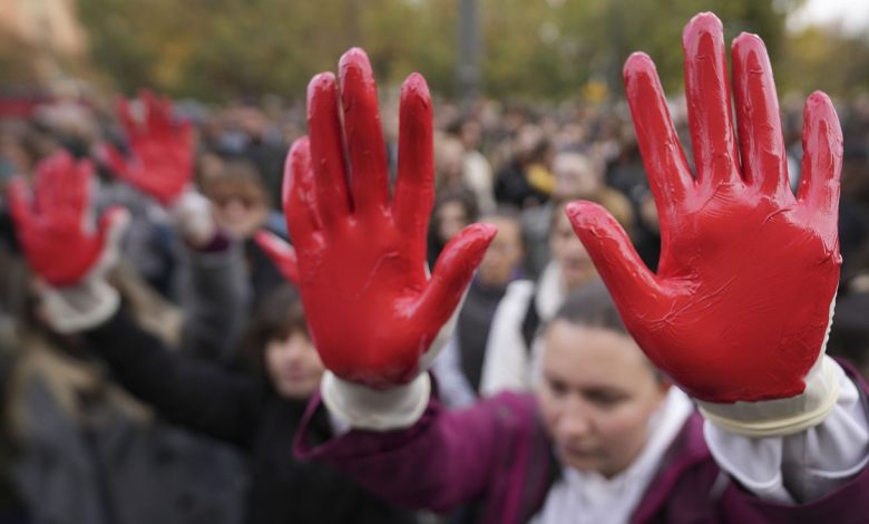 Serbian protesters demand arrests after railway station canopy collapse killed 14