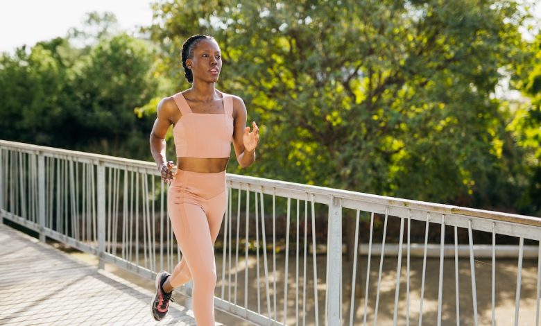 Does Aerobic or Anaerobic Exercise Benefit You More When It Comes to Your Overall Fitness?