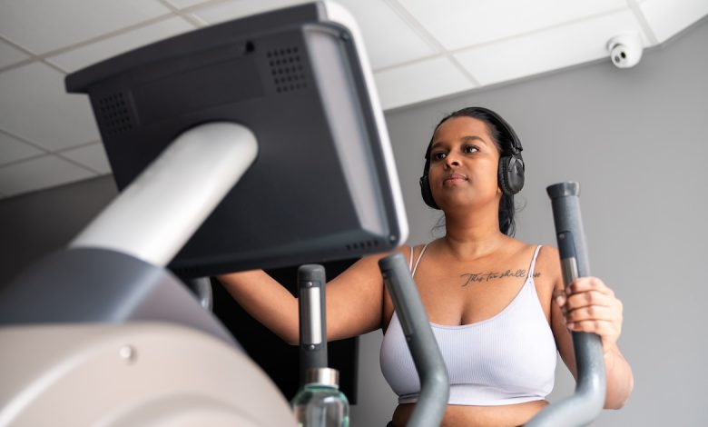 Arc Trainer vs. Elliptical: Which Cardio Machine Is Better for Your Fitness Goals?