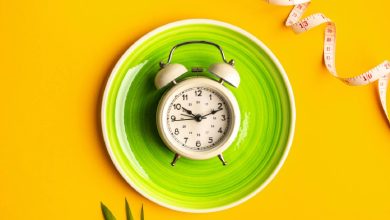 A clock on a plate