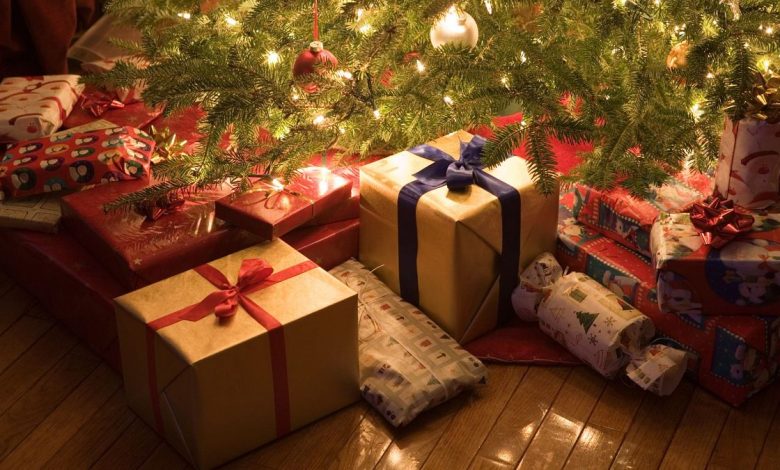 Christmas saving tips: How to celebrate without breaking the bank