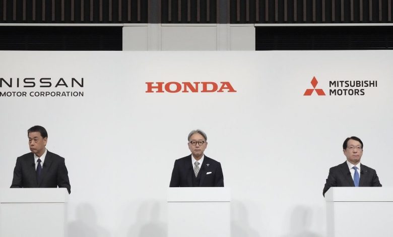 Japanese car makers Nissan and Honda announce plans to merge