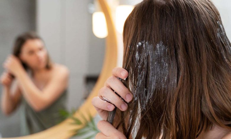 6 simple honey hair masks to get silky and smooth tresses