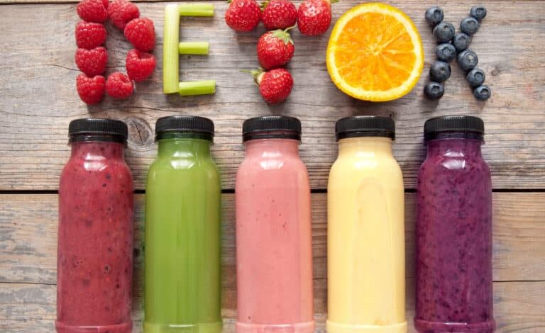 Refreshingly Light: Discover the Delight of 10 Low-Calorie Smoothies