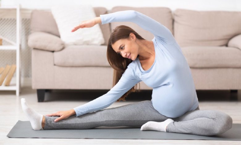 9 winter pregnancy exercises to do at home