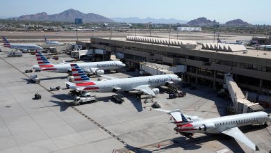 FAA lifts 'national groundstop' of American Airlines flights after technical issue