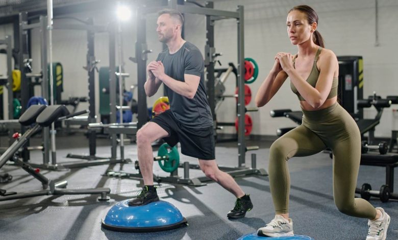 4 benefits of jumping lunges to boost strength and stamina