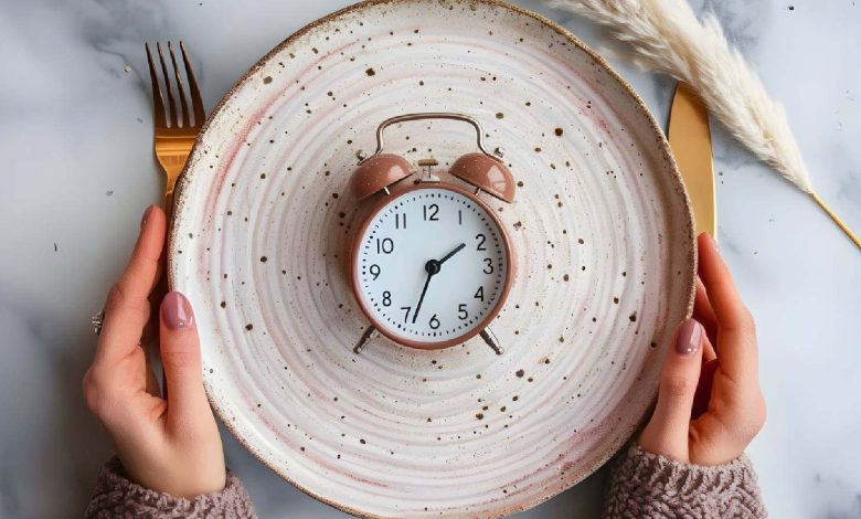 A plate with a clock