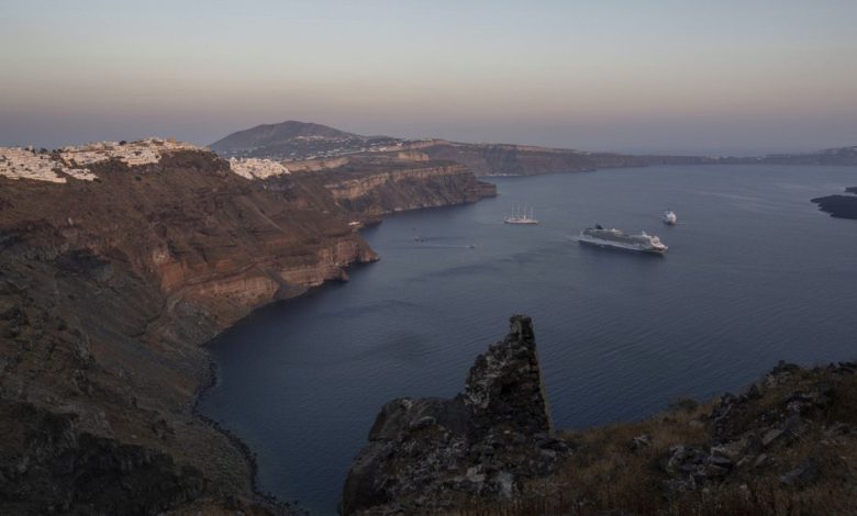 Santorini earthquakes: What does it mean for holidaymakers visiting the popular Greek island?