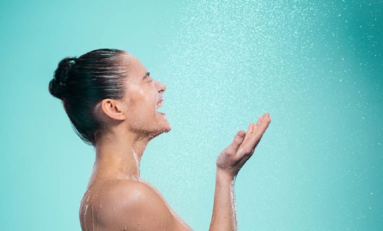 Hot or cold shower: Which one is the best post-workout choice?