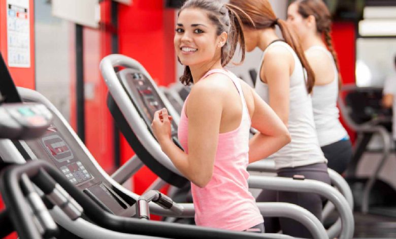 12-3-30 treadmill workout: Incline walking better than running for fat loss, reveals a study