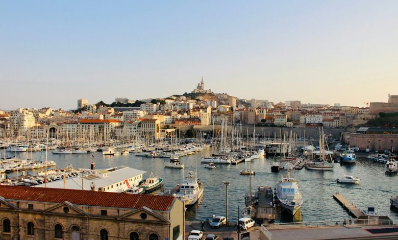 Marseille Airport temporarily closed and flights delayed as wildfires blaze nearby