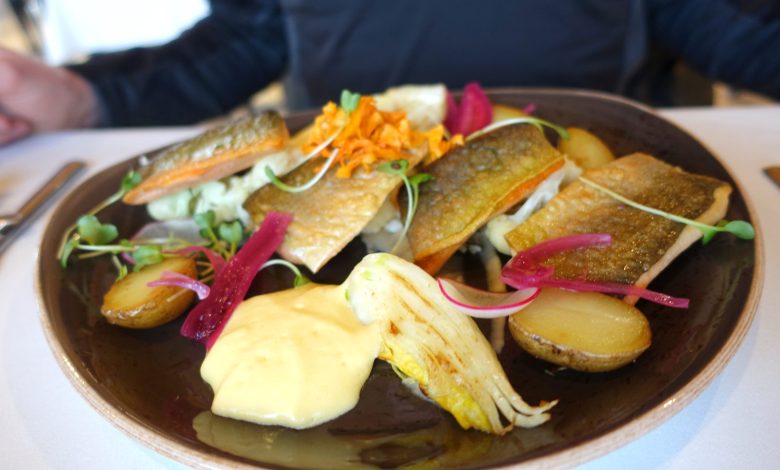 Icelandic Food Guide 2025: 18 Traditional Dishes You Must Try in Iceland